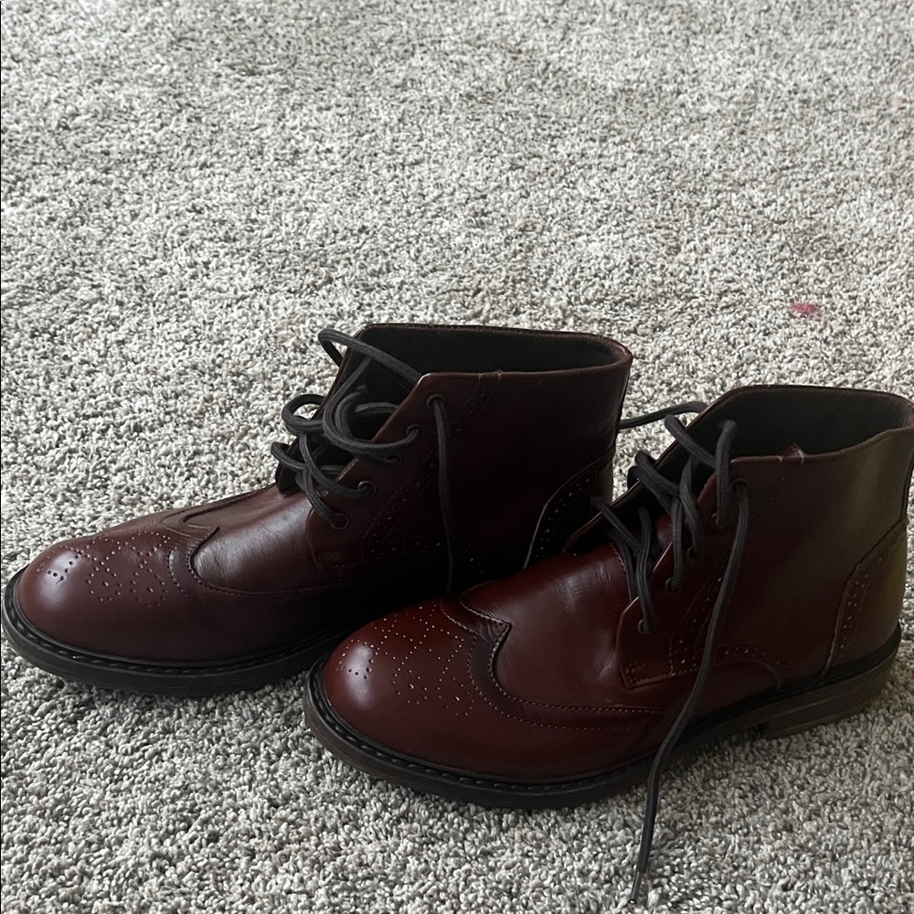 LIKE NEW ASKBIRDS Classic Brown Leather Men's Oxford Boots, size 9